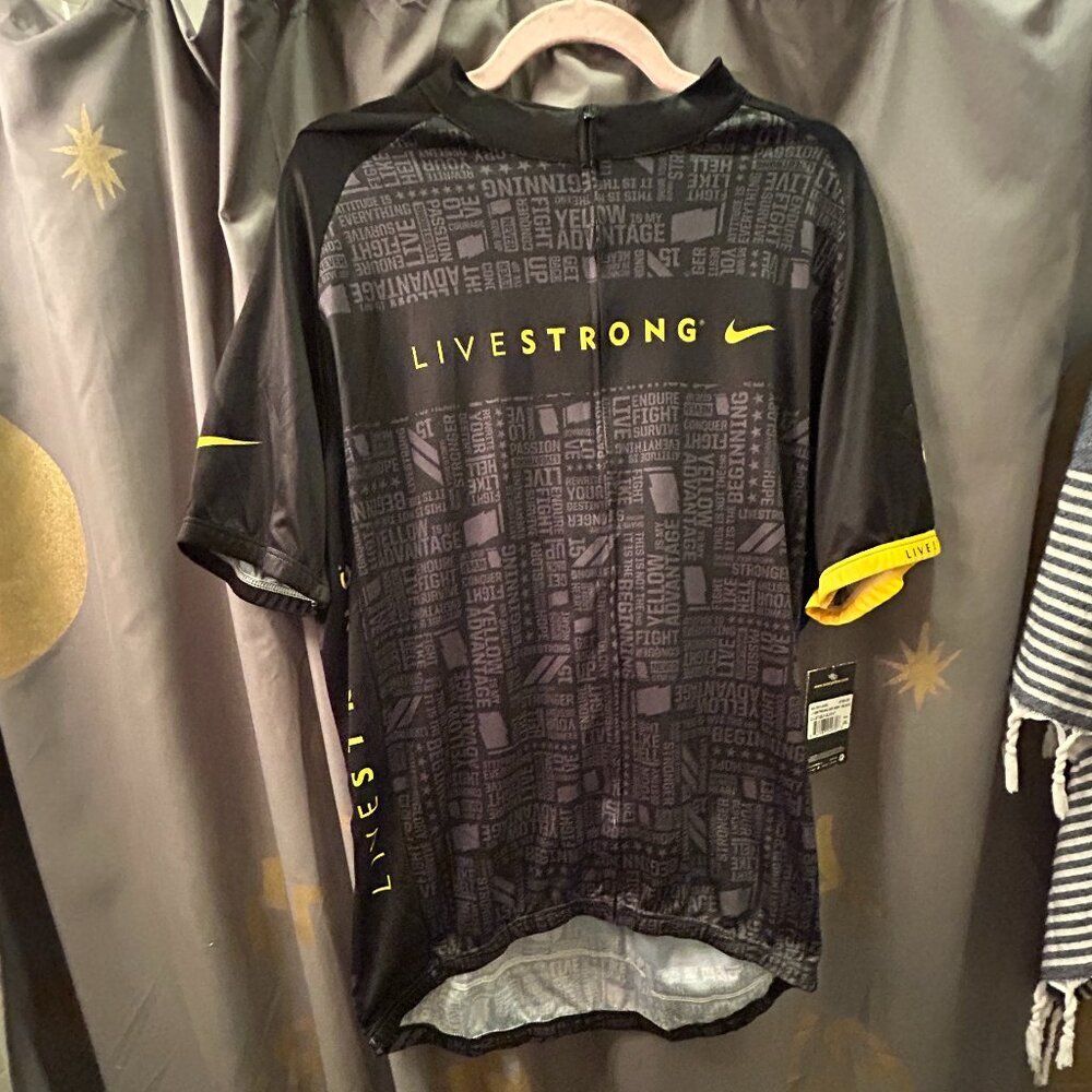 Nike Livestrong Men’s Cycling Jersey 3XL NWT Brand New Zippered Shirt XXXL